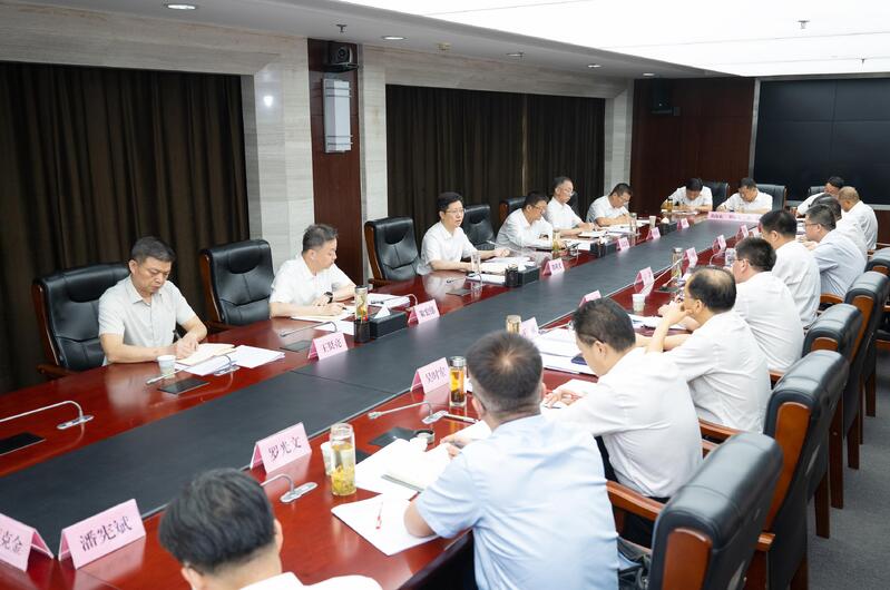 郄英才调研开发区·铁山区经济运行